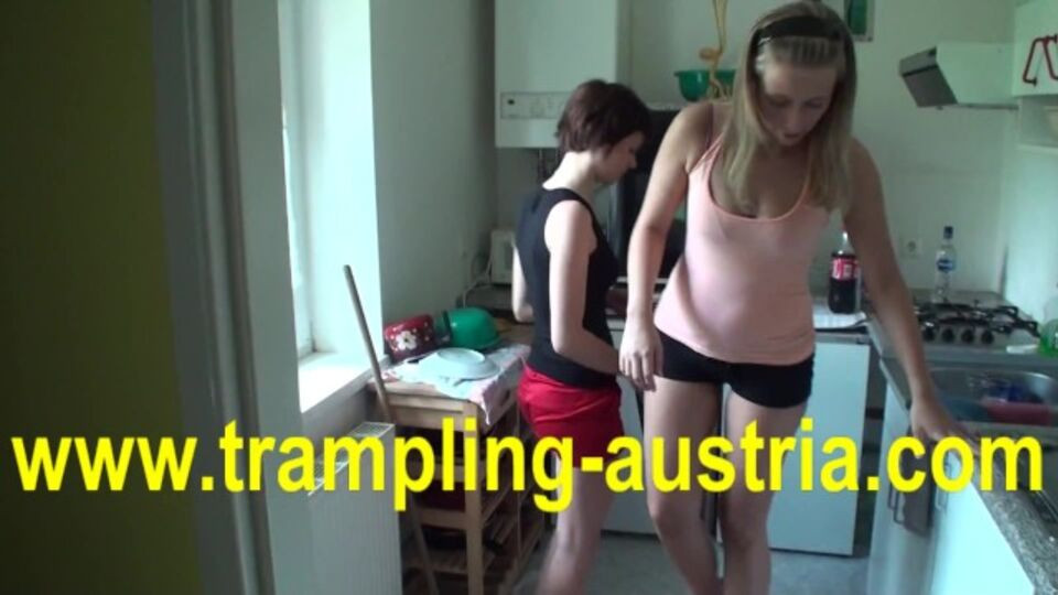 Trampling Austria - sklave sex - ePornTube