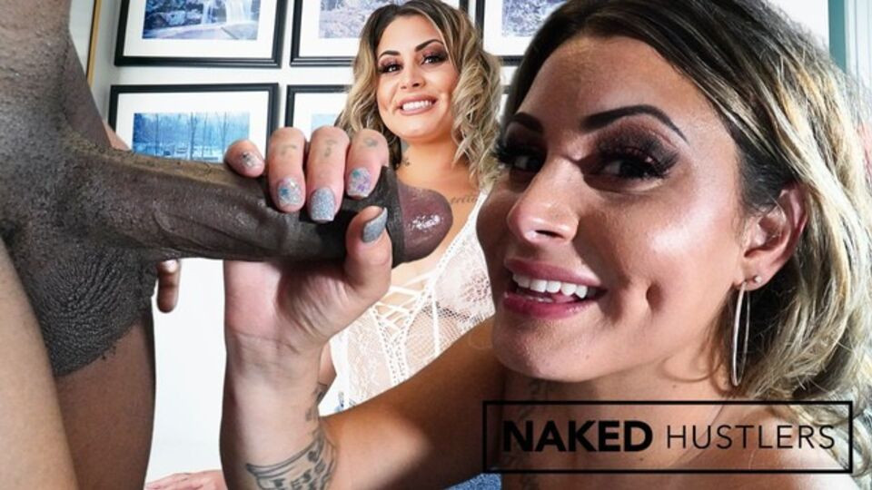 Skarlette Nikole's amateur dirt by Naked Hustlers